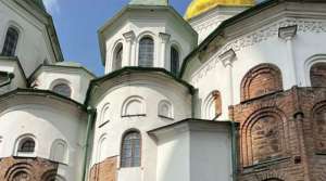 კიევზე რუსეთის იერიშის შედეგად, წმინდა სოფიას საკათედრო ტაძარი დაზიანდა