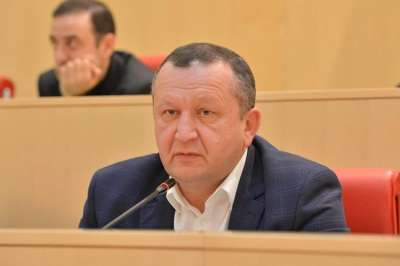 &quot;ამ ქვეყანაში თუ რამეა ანტიდასავლური, თუ ვინმე არღვევს ყველანაირ კანონს და უმოწყალოდ ძარცვავს ხალხს, ეს საბანკო სექტორია&quot;
