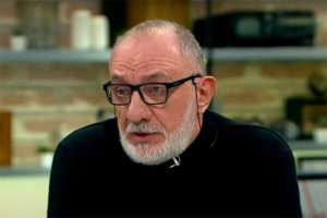 &ldquo;მზია ამაღლობელს ევრო პარლამენტმა ა.სახაროვის პრემია მიანიჭა! საინტერესოა პრიზი საბჭოთა წყალბადის ბომბის ქანდაკებაა?&rdquo; - გიორგი ხაინდრავა