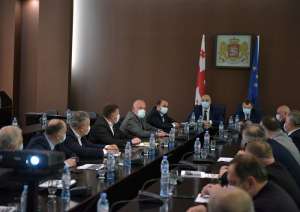 პროგრამის „განახლებული რეგიონები“ ფარგლებში პროექტების შესარჩევად კომისიის პირველი სხდომა ქუთაისში გაიმართა