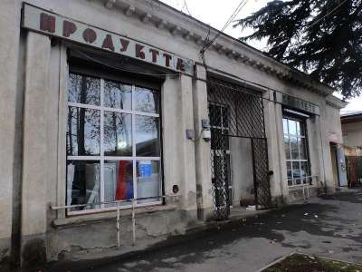 რიგები &quot;წითელ ჯვარში&quot; და გზაში გარდაცვლილი ადამიანები -  მოსახლეობა ახალგორს ტოვებს
