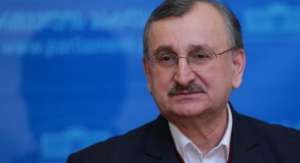 "მეტი ეკლესია კი არ უნდა ვაშენოთ ამ მცირერიცხოვან ქვეყანაში, არამედ მეტი სკოლა, ეს არის წარმატებისა და ბედნიერების ფორმულა"- რომან გოცირიძე