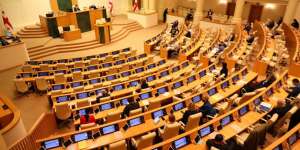 პარლამენტმა საკანონმდებლო ცვლილებები მიიღო, რომლითაც მარიხუანასა და მცენარე კანაფთან დაკავშირებით პასუხისმგებლობა მკაცრდება