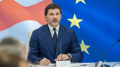 “ეს ადამიანები არავის აინტერესებს, ამიტომ ცდილობენ ქვეყნის მოსახლეობას თავი დანაშაულებით შეახსენონ” - კახა კალაძე ელენე ხოშტარიას დაკავებაზე