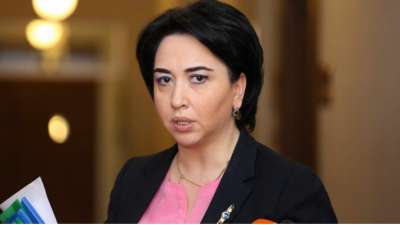 "პარლამენტში დაცვით დადის, როგორ შეიძლება რაიმე დამოუკიდებლად წამოიწყოს" - ბესელია კობახიძეზე