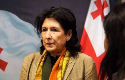 "არავის, არც მანამდე და არც ახლა არ ვიწყალებ სხვისი თხოვნით, კარნახით, ზეწოლით, მუქარით, რეკომენდაციით, შიშით თუ კიდევ რამით"