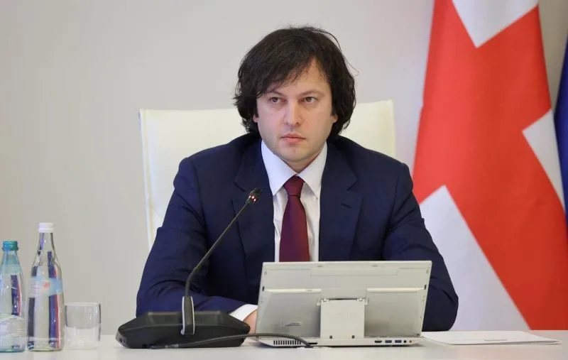 ,,თქვენ თუ გჯერათ, რომ მამუკა მდინარაძე პოლიტიკიდან ღარიბაშვილის ნალაპარაკების გამო წავიდა, ეს თქვენი პრობლემაა” – ირაკლი კობახიძე