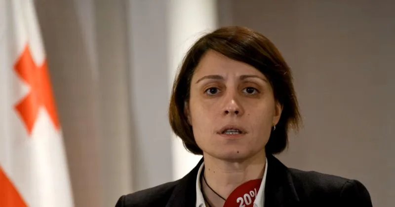 ელენე ხოშტარია ციხიდან თოდუას კლინიკაში გადაიყვანეს
